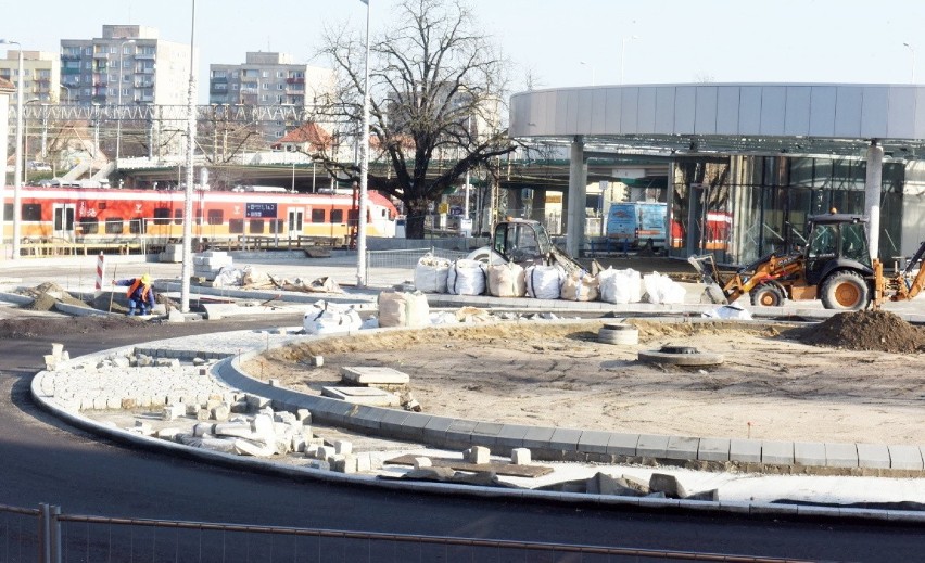 Centrum Przesiadkowe w Zielonej Górze - stan prac - luty...