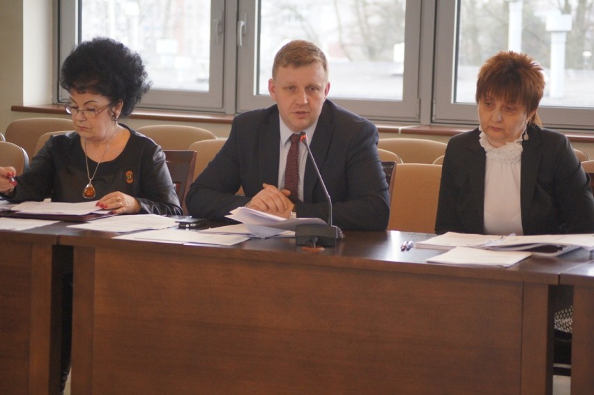 Posiedzenie Powiatowej Rady Zatrudnienia w Radomsku (27...