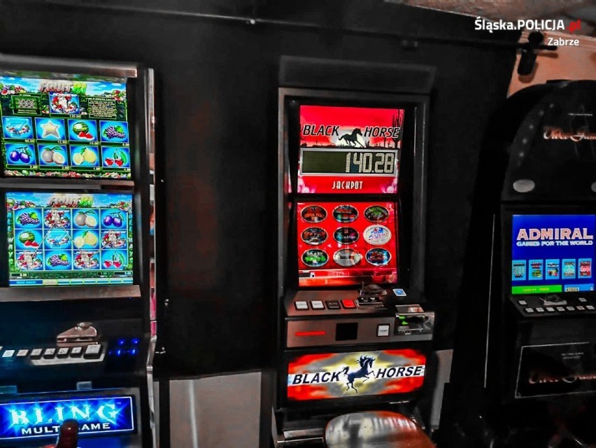 Policjanci przejęli nielegalne automaty do gier. Wartość zarekwirowanych maszyn to 15 tysięcy złotych