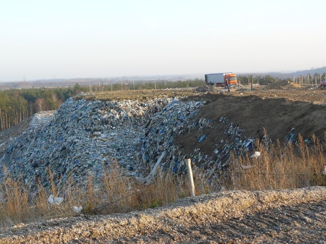 Śmieci będą składowane m. in. w Kąsiu (gmina Kamieńsk)