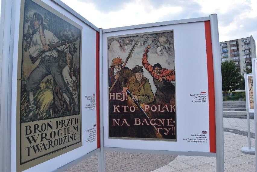 Plenerowa wystawa "Plakaty z okresu wojny...