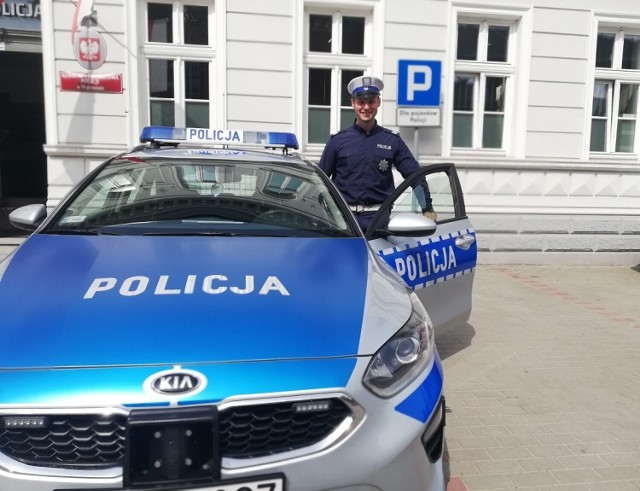 Sierż. szt. Rafał Zakrzewski, funkcjonariusz "drogówki" Komendy Powiatowej Policji w Wąbrzeźnie nawet na urlopie zatrzymuje pijanych kierowców