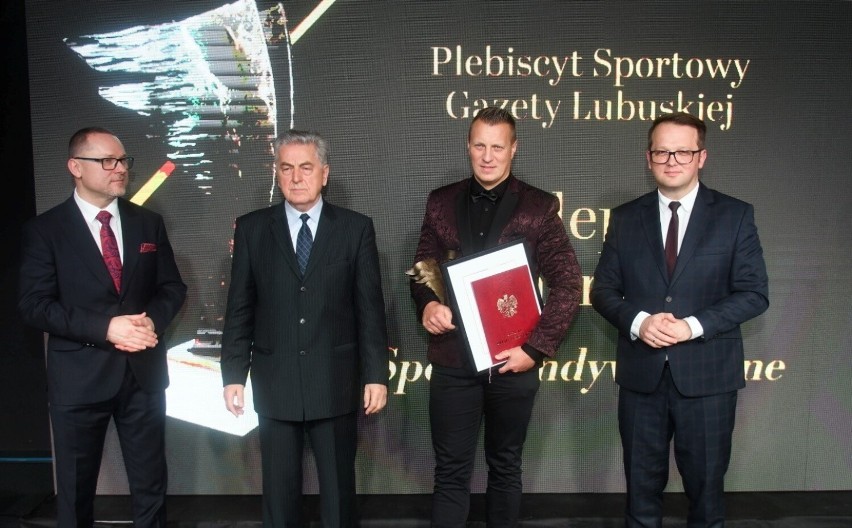 Tomasz Saska, najlepszy trener 2022 w sportach...