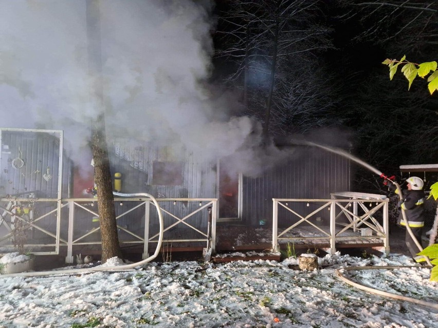 Po pierwszych opadach śniegu strażacy z powiatu złotowskiego wyjeżdżali do akcji aż siedem razy