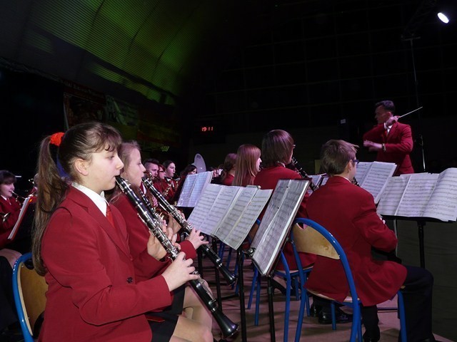 Noworoczny Koncert odbył się w hali poddębickiego gimnazjum