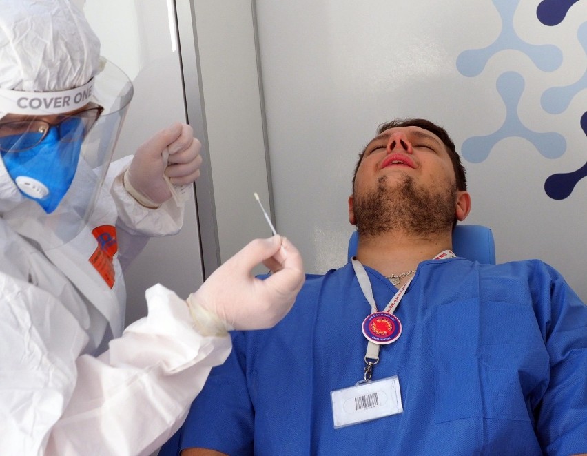 Darmowe testy na koronawirusa dla personelu szpitala przy Jaczewskiego w Lublinie