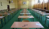 Uczniowie klas ósmych napisali dzisiaj egzamin próbny. Mamy arkusze i odpowiedzi 