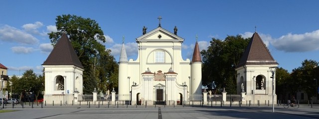 Kościół Wniebowzięcia Najświętszej Marii Panny przy Rynku Mariackim w Węgrowie
