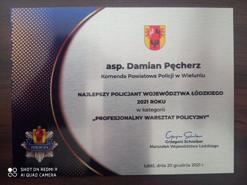 Damian Pęcherz z wieluńskiej komendy nagrodzony za profesjonalny warsztat policyjny