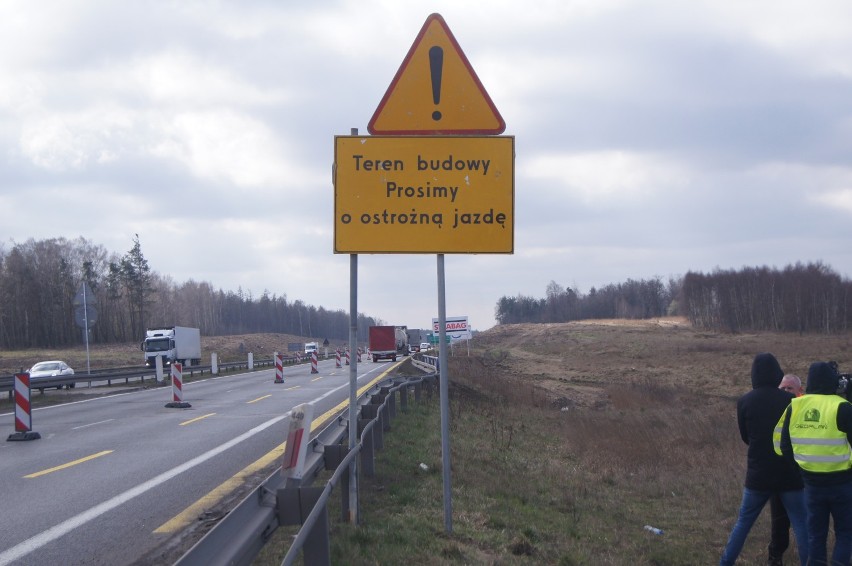 Ruszają prace na A1 od Radomska do granicy woj. śląskiego....