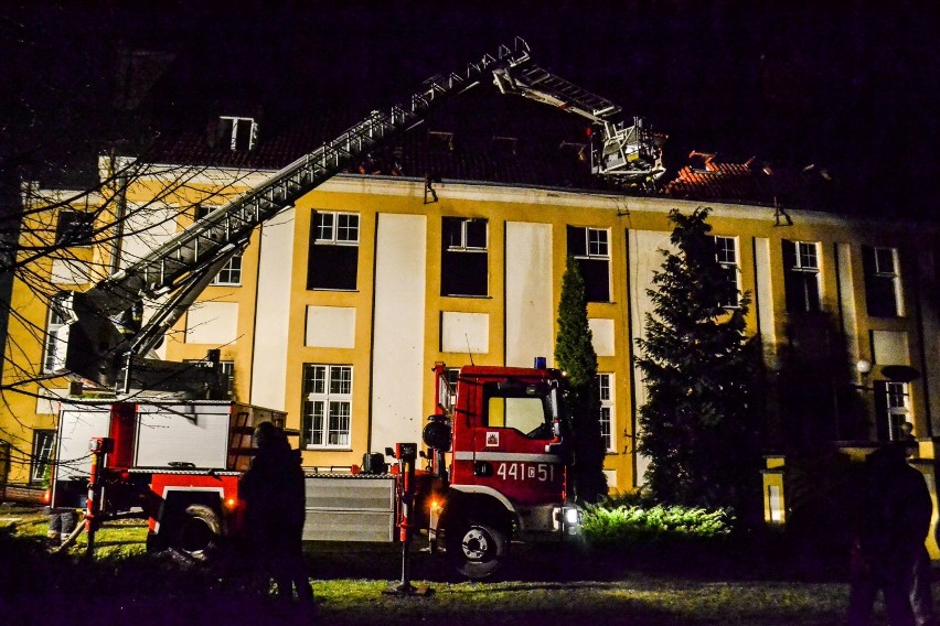 Palił się Dom Dziecka w Białochowie. 31 osób ewakuowano