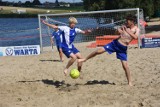 Piłkarskie emocje na Plaży Miejskiej w Śremie. Zobacz zdjęcia z turnieju beach soccera organizowanego przez Śremski Sport 
