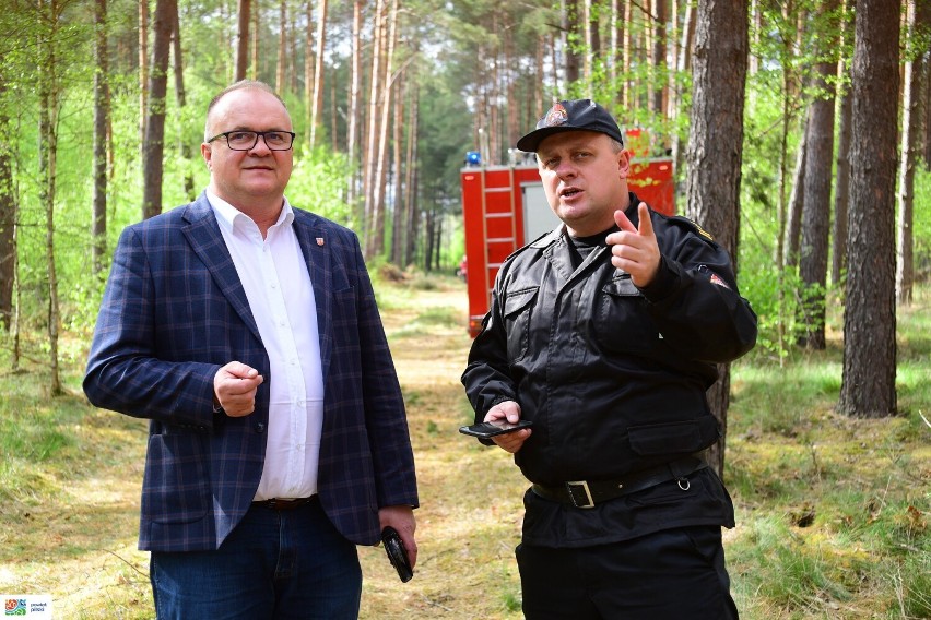 Pożar lasu w Krępsku. Na szczęście były to tylko ćwiczenia strażaków [ZOBACZ ZDJĘCIA]