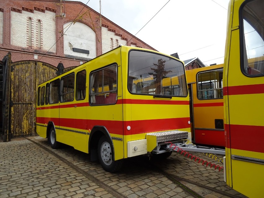 Będą się one odbywały z pokazami taboru...