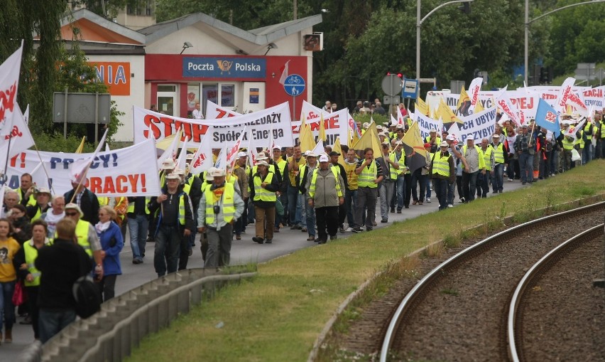 Protest pracowników Energi 27 czerwca. Manifestacja zakończona przed halą Olivia [ZDJĘCIA, WIDEO]