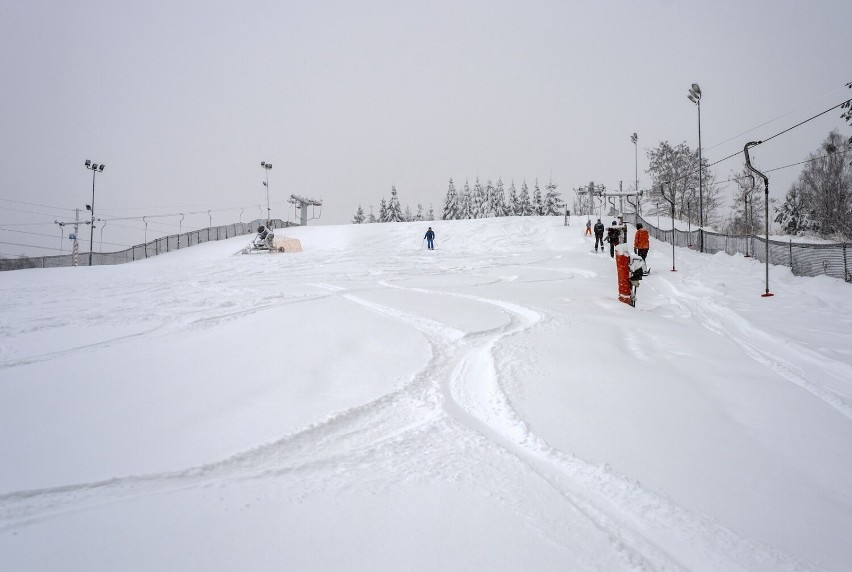 Bytomskie Dolomity zapraszają! Ruszył sezon narciarski w ośrodku Stok – Sport Dolina - Bytom. Warunki bardzo dobre!