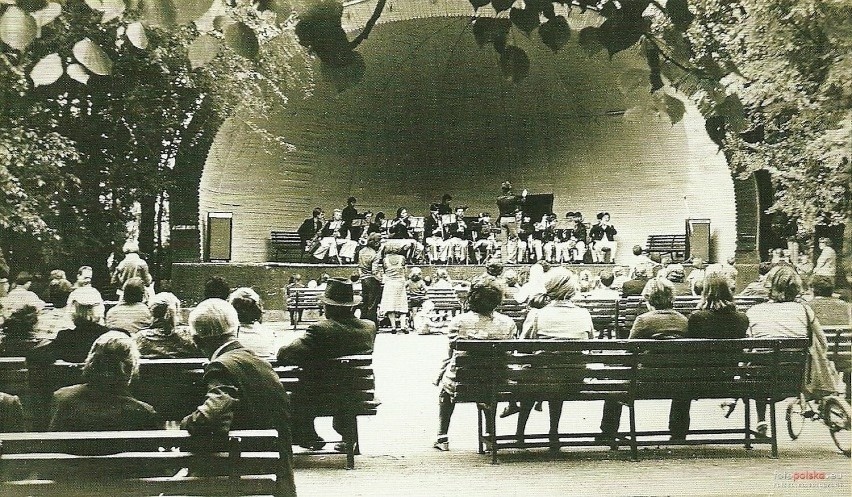 Lata 1960-1970 , Nieistniejąca Muszla koncertowa w Parku...