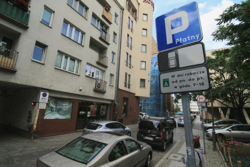 Oto kolejne ulice we Wrocławiu, na których trzeba będzie płacić za parkowanie! 