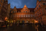 Tłumy ludzi spacerowały po centrum Gdańska. Sezon turystyczny ruszył pełną parą. Zobaczcie zdjęcia!