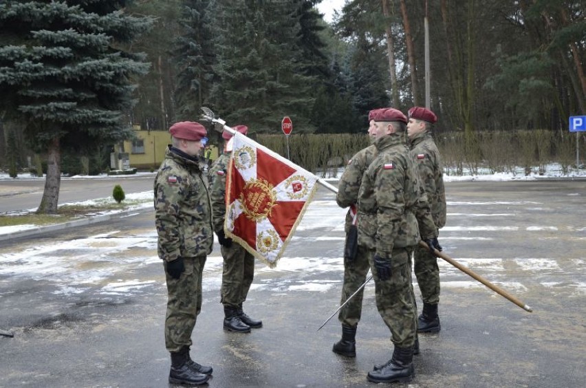 Przekazanie obowiązków dowódcy w 25. Batalione Dowodzenia w tomaszowskiej brygadzie