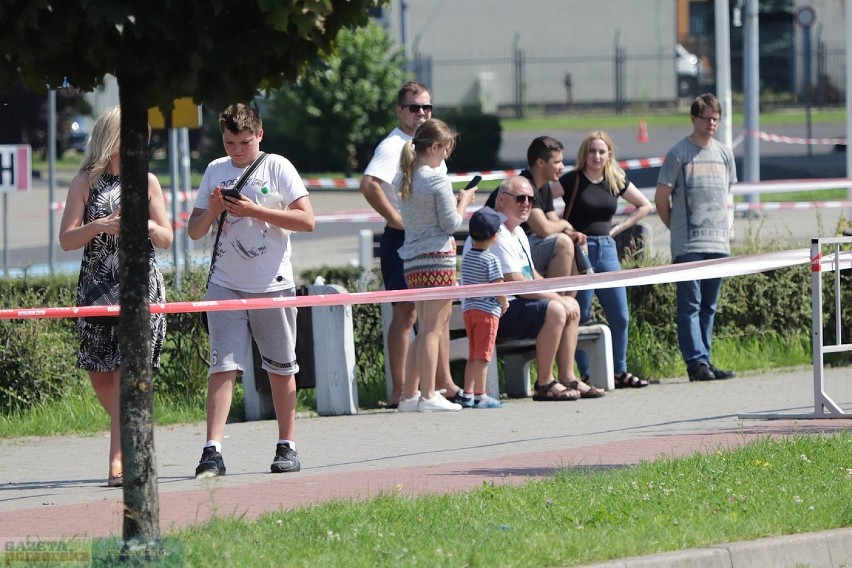 Niedziela, 19 lipca 2020 r. Parking przy Hali Mistrzów we...