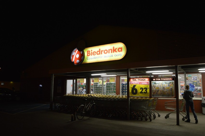 Zamykają market sieci Biedronka na Górkach w Łowiczu