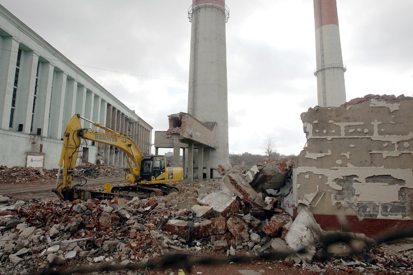 20 ha terenu wraz z budynkami kupiła firma Hakamore. Nabywca...