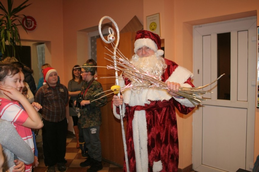 Święty Mikołaj w Klubie LOK "Kolska Starówka"