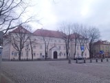 Zapach gazu w bibliotece w Łowiczu. Jedna osoba zasłabła