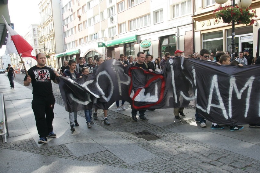 Manifestacja przeciw islamizacji w Legnicy (ZDJĘCIA)