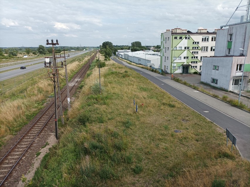Na razie teren pod nowy przystanek Szczecinek Bugno czeka na...