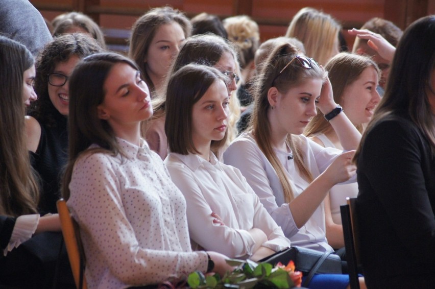 Zakończenie szkoły maturzystów w I LO w Radomsku (2018)