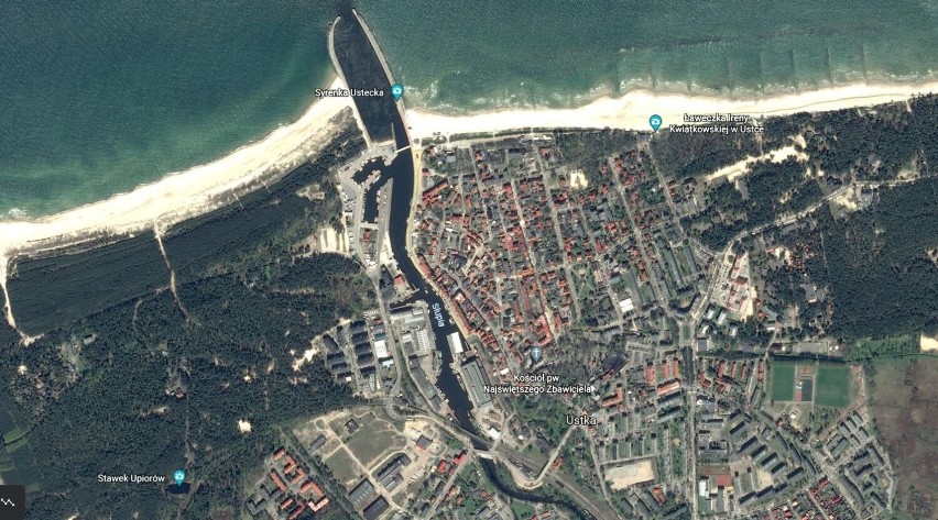 Ustka i jej znane miejsca na zdjęciach satelitarnych