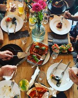 Gdzie dobrze zjeść w Wieluniu? Top 25 restauracji i lokali gastronomicznych wg ocen w Google (23.07.2023 r.)