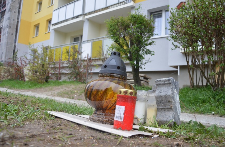 Chciał pokazać, że nie boi się wysokości. Spadł z dachu wieżowca