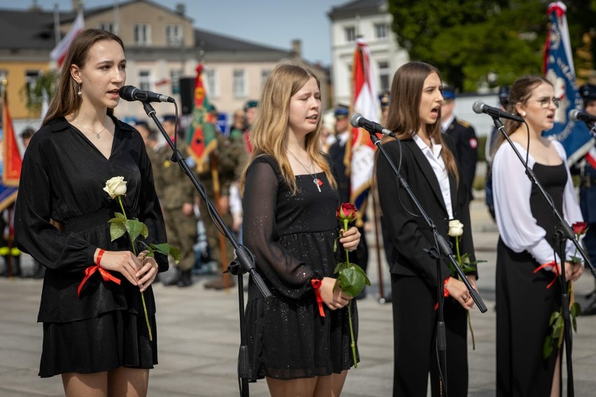 3 Maja w Tomaszowie Mazowieckim. Święto Konstytucji uczczono na pl. Kościuszki