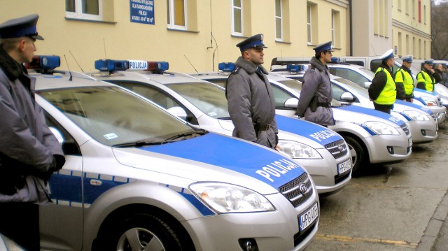 Policji ubywa rąk do pracy. W Tarnowie czeka teraz na obsadzenie 29 etatów. W dodatku kolejni policjanci myślą o emeryturze