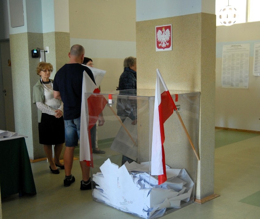 Wybory samorządowe 2024. Oni powalczą o fotel prezydenta Piotrkowa, burmistrza i wójtów gmin w powiecie ZDJĘCIA