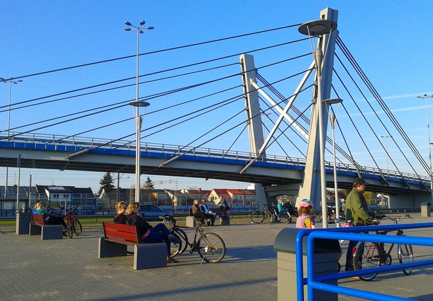 Plac Daszyńskiego to ulubione miejsce odpoczynku dla spacerowiczów i rowerzystów