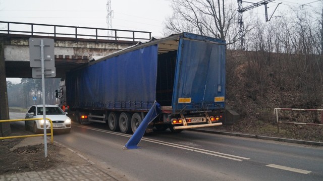 Na ok. godzinę ruch został częściowo zablokowany. Jak mówi jeden ze świadków zdarzenia, podobna sytuacja miała już dzisiaj miejsce