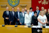 Ślubowanie radnych w Dąbrowie Górniczej i zaprzysiężenie prezydenta