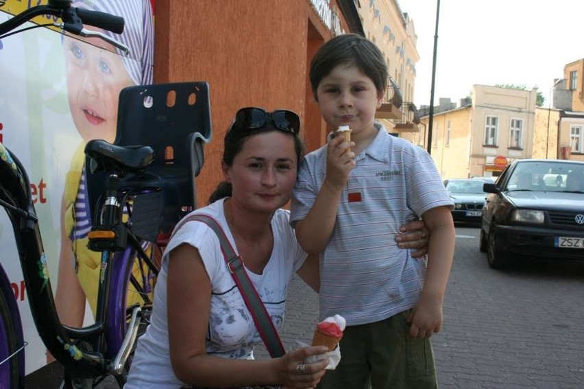 Mama Agnieszka Gądek z synem Gabrielem Dobrochowskim