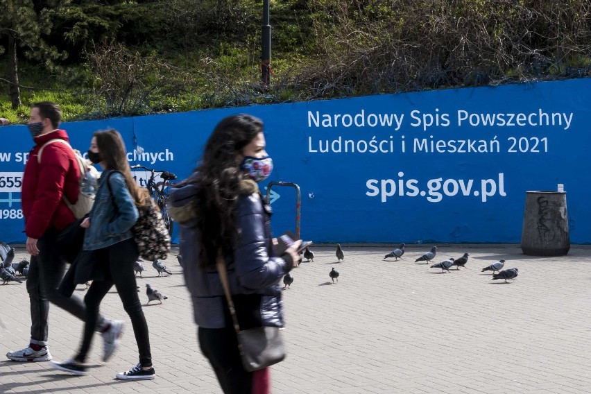 Trwa Narodowy Spis Powszechny 2021. Najłatwiej spisać się...