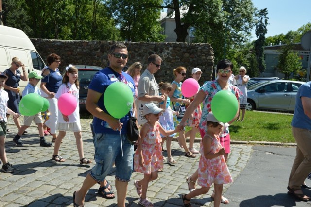 Marsz Dla Życia i Rodziny przeszedł w niedzielne popołudnie ulicami Żar.