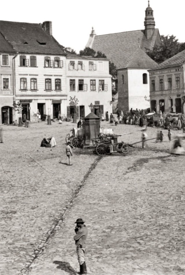 Studnia miejska ok. 1890 ze zbiorów Muzeum Historycznego Krakowa