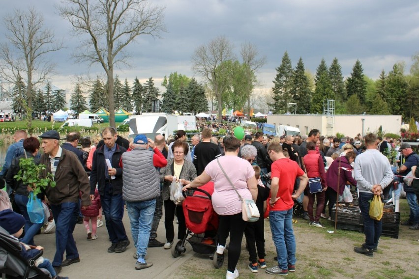 Tłumy zawitały na Wiosenne Targi Rolno-Ogrodnicze Agromarsz...