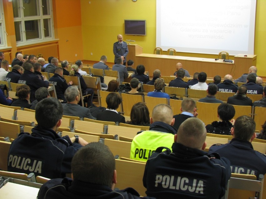 Odprawa roczna w lęborskiej komendzie policji