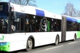 Przewoźnik przyznaje: drzwi autobusu były otwarte 