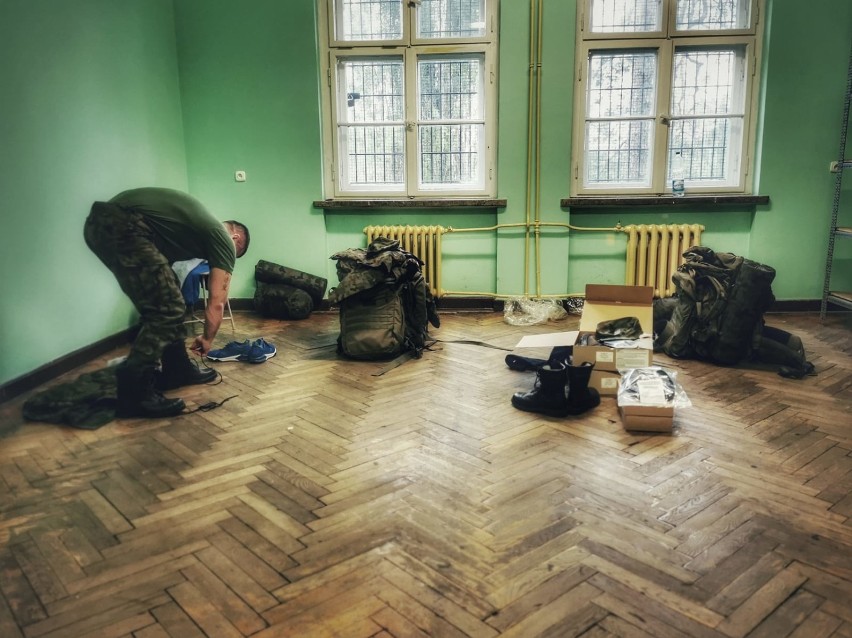 Rekruci z batalionu w Dolaszewie szkolą się w Skwierzynie