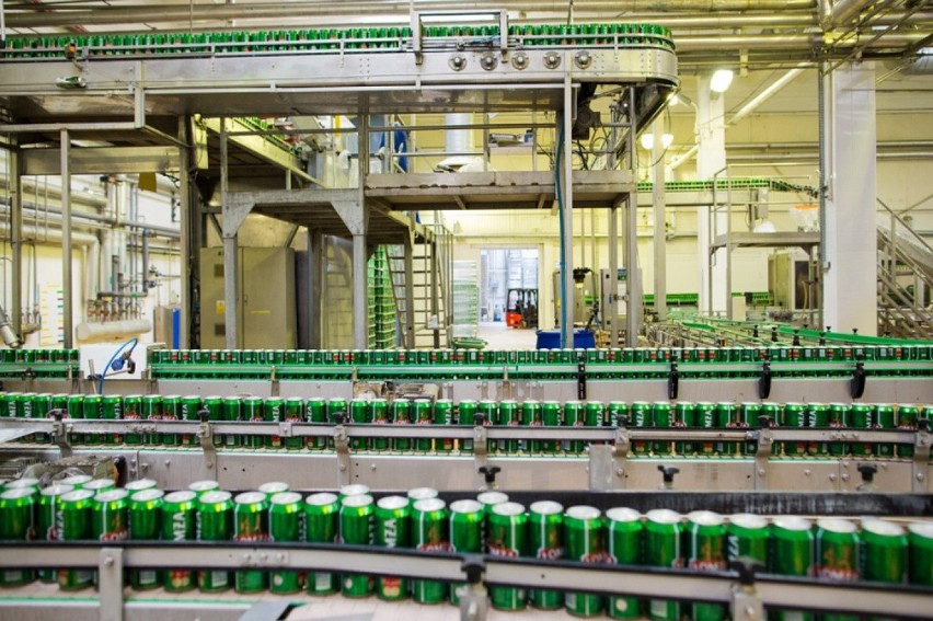 Rocznie Browar Łomża produkuje 1 mln hektolitrów piwa. Moce...